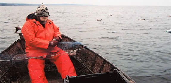 lake-superior-fisherman