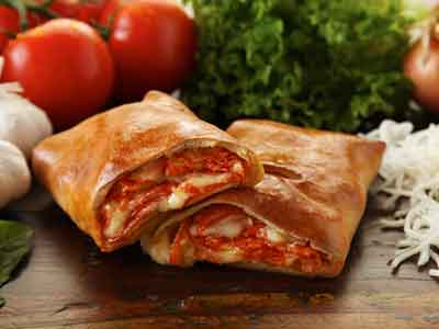 taste-of-italy-pepperoni-stromboli