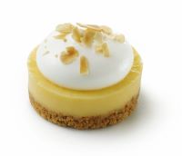 tdp-85710333-lemon-meringue-shortbread-packshot